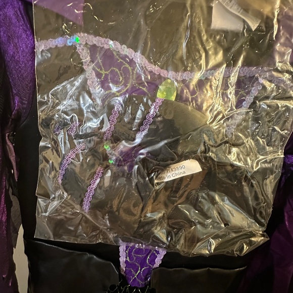 Disney Villains Maleficent Prestige Child Costume - Picture 6 of 13